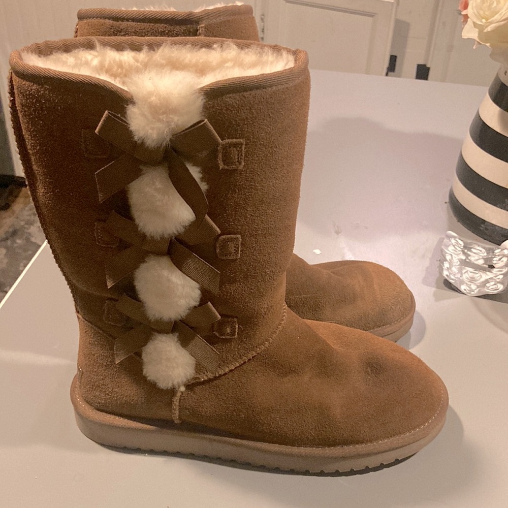 Koolaburra by UGGS Women’s boots. Size 10.